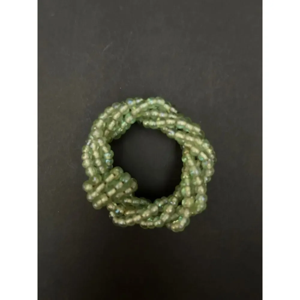 Xochi glass bead